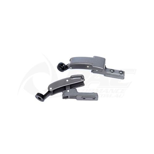R100 1200 1300 323 REAR QUARTER WINDOW LATCH SET